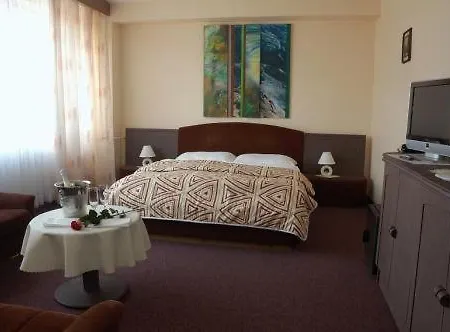 Horizont Hotel 3*